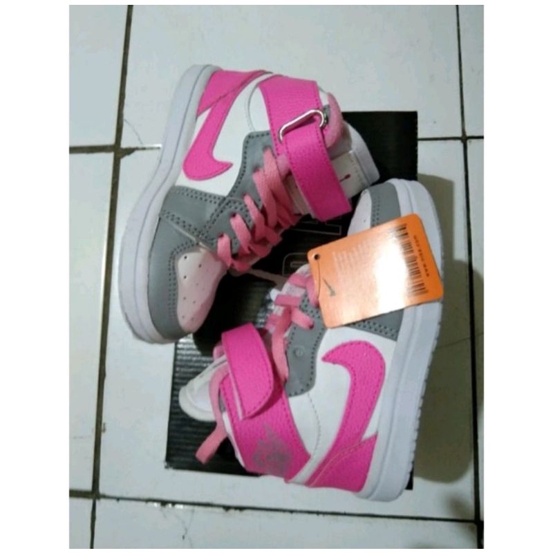 Sepatu Nike Air Jordan Hight Gold, Black, Red, pink cocok untuk anak usia 1-8 tahun ~IMPORT