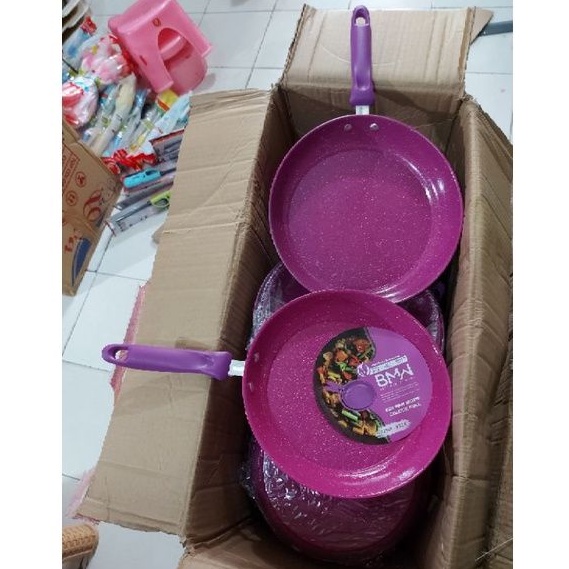 Fry pan marble motif 1 set isi 2pcs 23cm dan 25cm