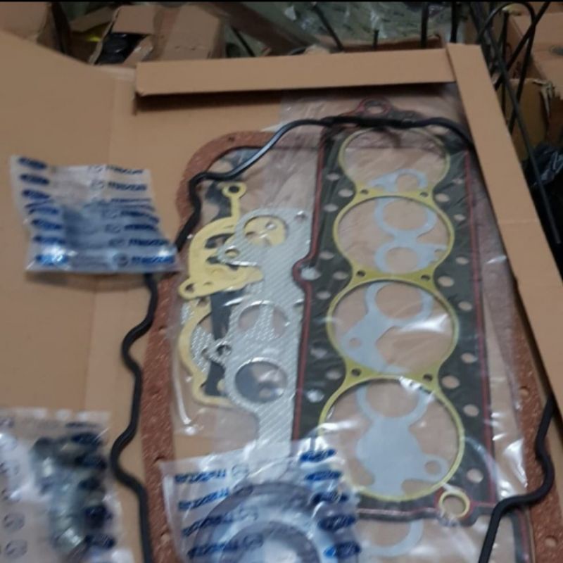 PACKING FULL SET GASKET KIT FORD LASER