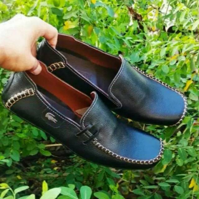 Sepatu Lacoste Pria Slip On Hitam Kulit Asli Slop Cowok Ringan Santai Kasual Murah Trendy Keren