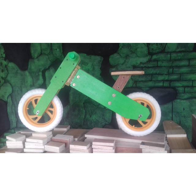 balance bike kayu