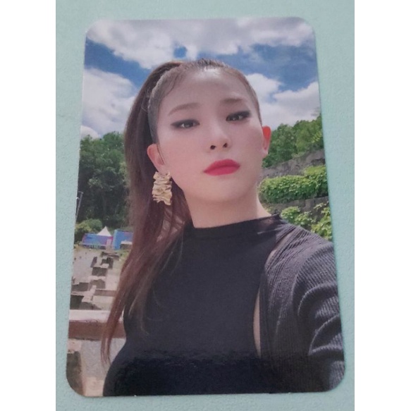 (WTS/WTT) Red Velvet - Seulgi Photocard (PC) Monster Album