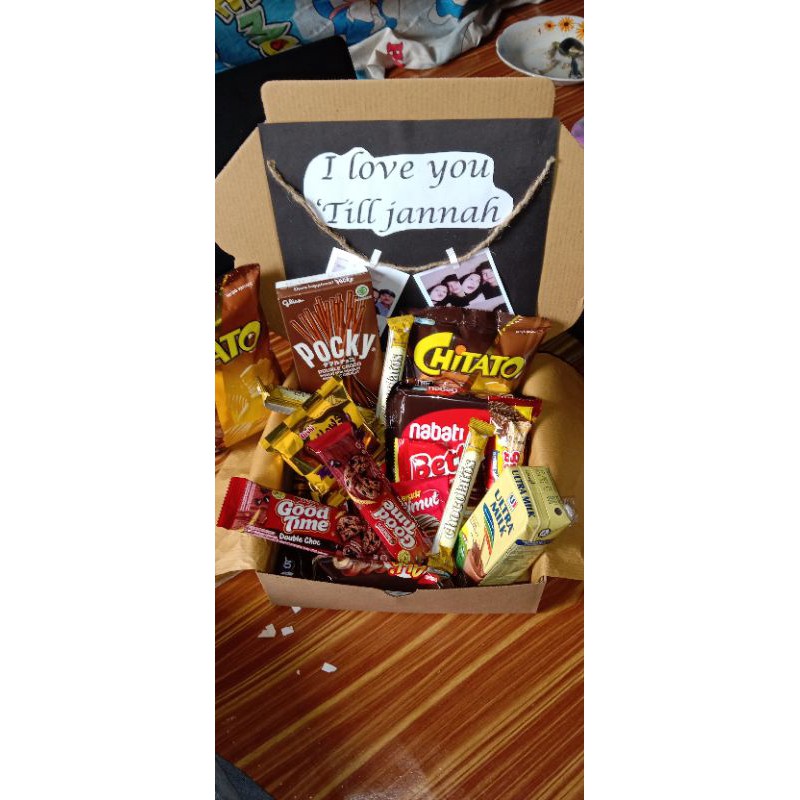 

Humpers Giftbox kado ulang tahun anniversary wisuda