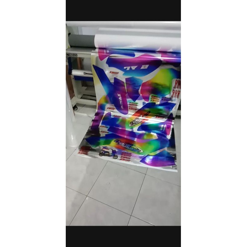 Les sticker striping variasi Yamaha Nmax th 2015-2020 desin crom Decal full body