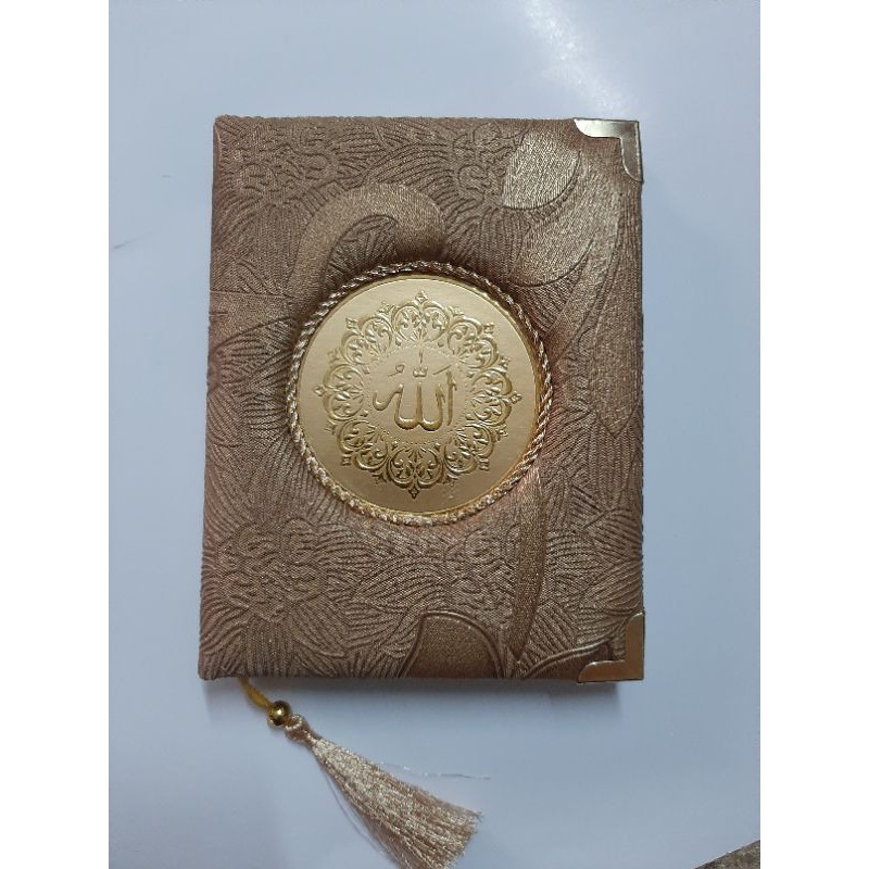 yasin artpaper 224 halaman hardcover bahan sofia cover busa. plus dompet.