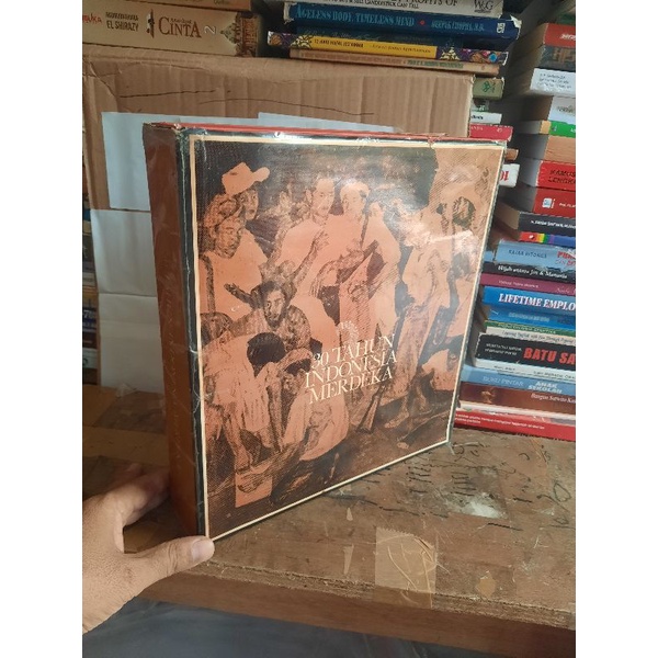 30 TAHUN INDONESIA MERDEKA