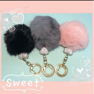 gantungan tas pompom bulu lucu