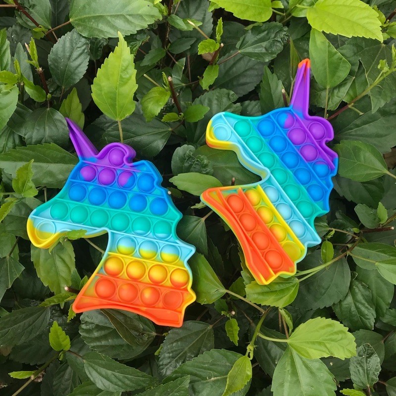 (FREE KELERENG) JUMBO MAINAN POP IT RAINBOW UNICORN-1