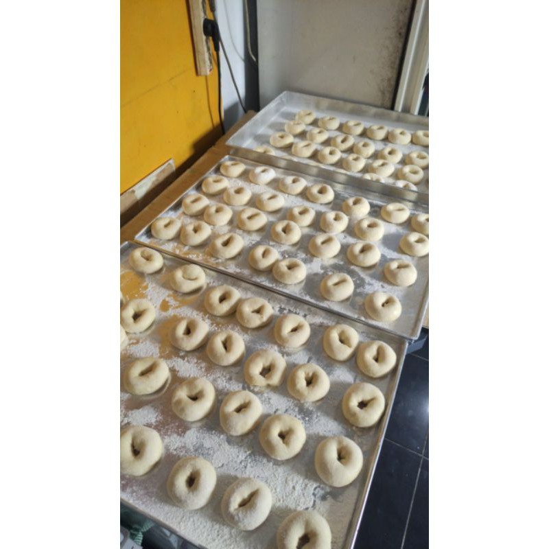 

NOB Donat Classic Frozen Premium Isi 10pcs Bonus GULA HALUS