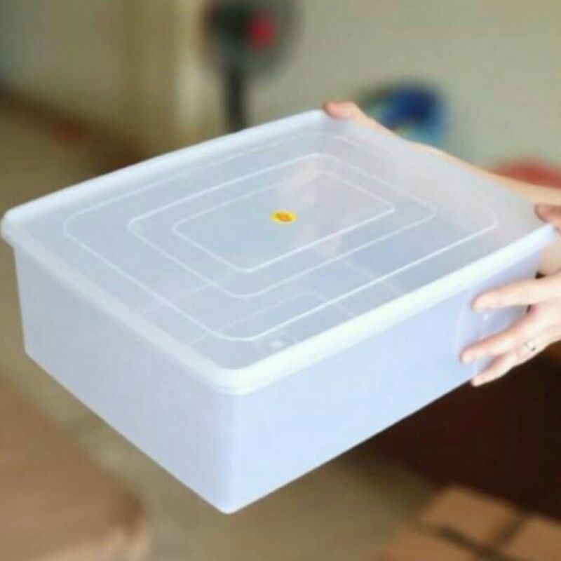 Kotak Donat No 3 GM Plastik Sealware Segi Tinggi ukr 11,5 L. Harga yang tertera adalah harga 6 Pcs.