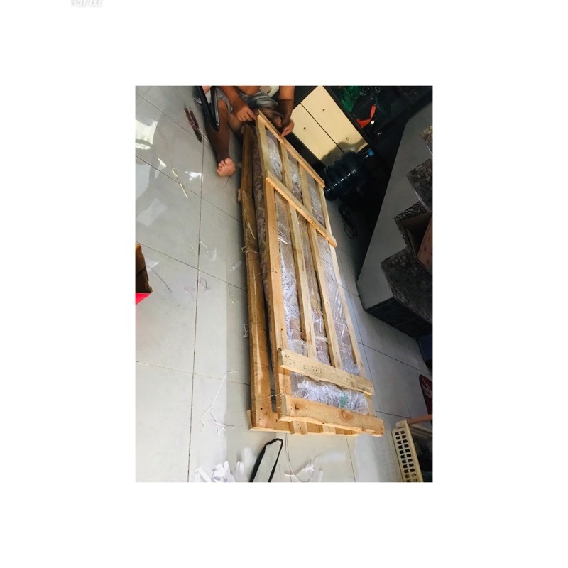 

Ongkir + packing kayu Subang