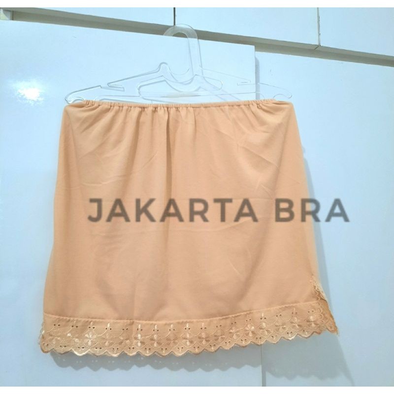 Under Rok Androk Pendek Selutut Krem Hitam Putih