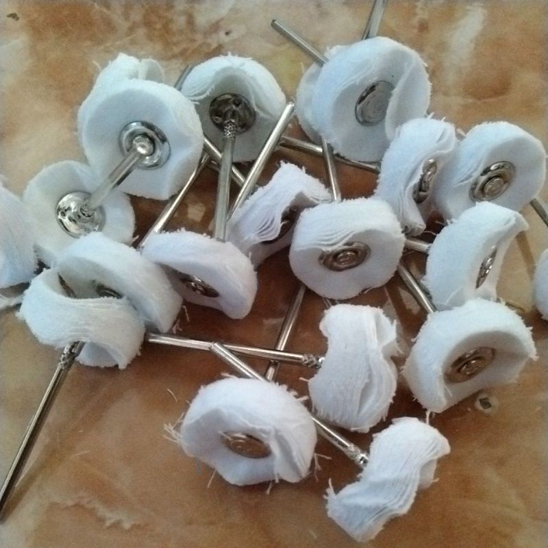 kain poles emas dan perak warna putih