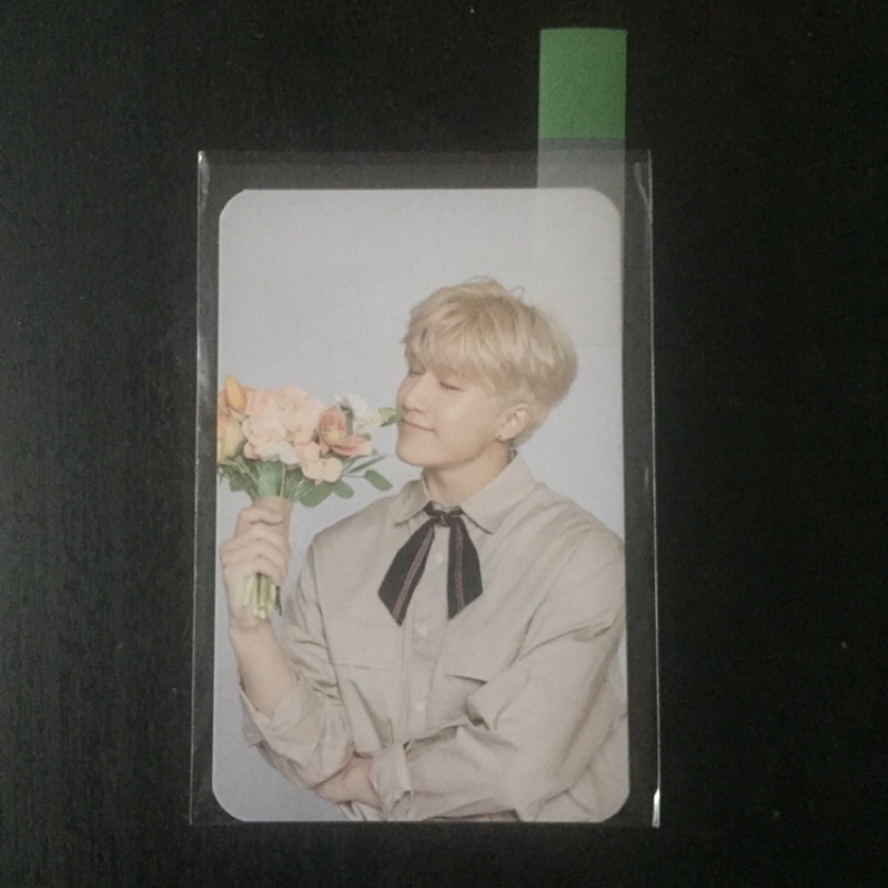 Jinjin Roroha Official Photocard