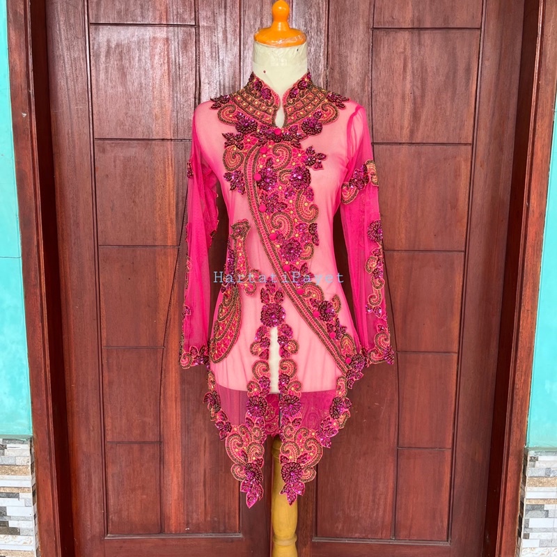 READY Kebaya Tangan Panjang Kancing Miring | Kebaya Wisuda | Kebaya Pagar Ayu | Kebaya Akad Nikah | Kebaya Full Payet | Kebaya Merak