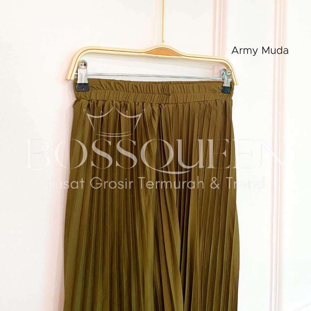 Rok plisket pendek 7/8 wanita model payung / Rok Plisket Mayung pendek / Rok Kerja Dewasa-Army Muda