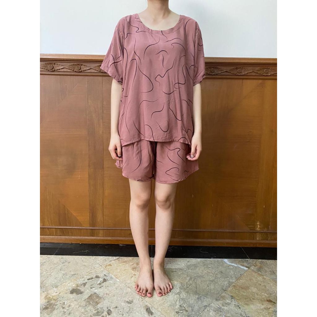 Daily Set / Pajamas Set / Piyama Set  - Tangan Pendek , Celana Pendek (SU)-Motif Tali Carnation