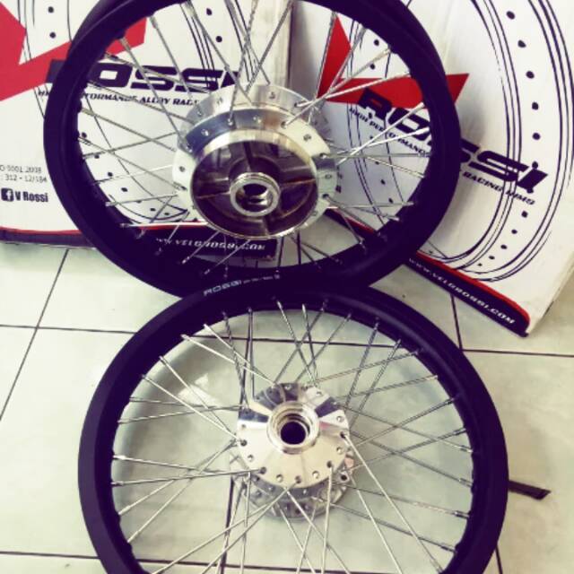 Sepaket Velg Rx King Tapak Lebar 3.00-2.50 ring 17 komplit plus stell bisa request