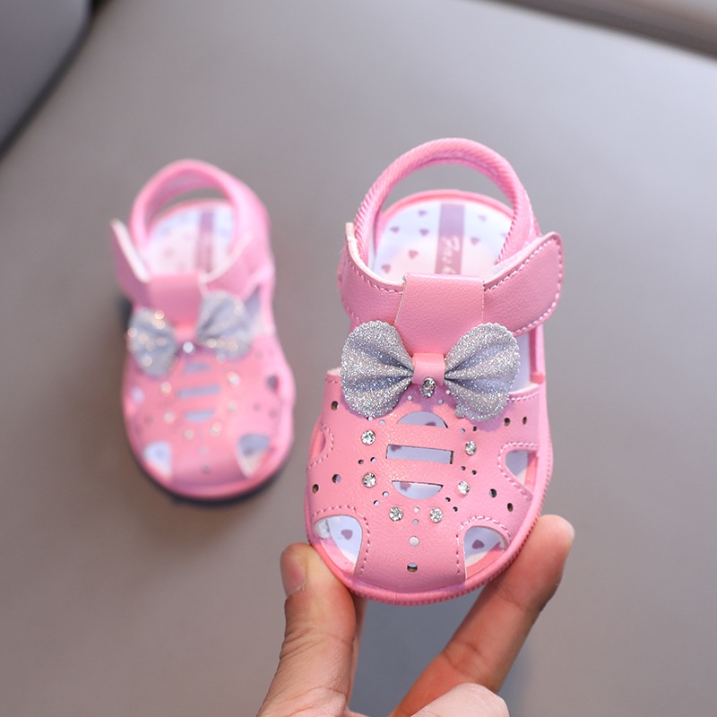 Juragan Junior [COD] Sandal Baby LULABI Sandal Sepatu Bayi Perempuan Bunyi Import Usia 6 Bulan-1 Tahun