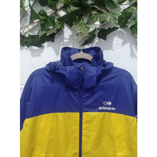 Jaket Second EIDER Original Outdoor Thrifting Bekas Gunung Watwrprood Parasit size M