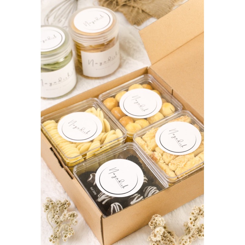 

Hampers kue lebaran