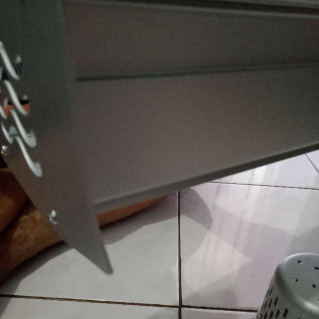 Rak Bumbu Dapur Peralatan Kamar Mandi Serbaguna Tempel Dinding Perlengkapan Rumah Ruang Makan