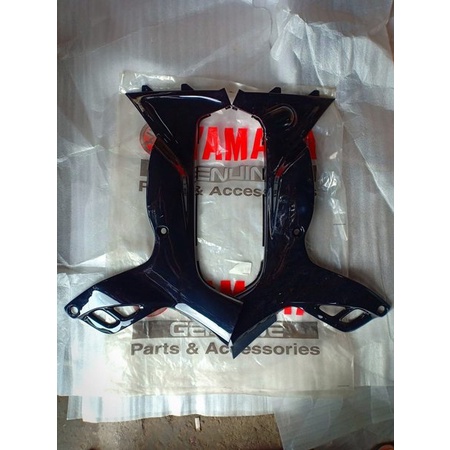 Sayap Dalam Legshield Yamaha Vega R old lama Original Hitam Cover Lower Sayap dalam Vega R old lama