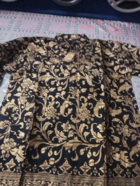 Kemeja Batik Arjuna Prada Emas Kembang Besar Lengan Panjang
