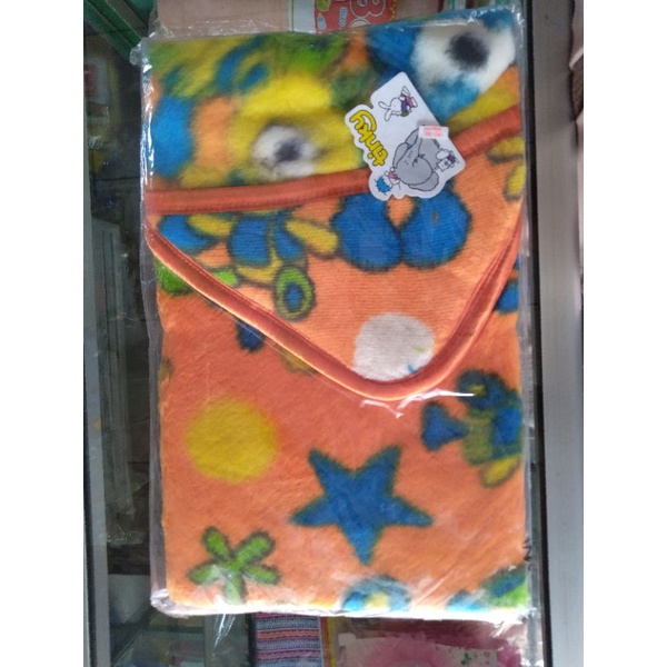 SELIMUT BAYI TOPI LEMBUT