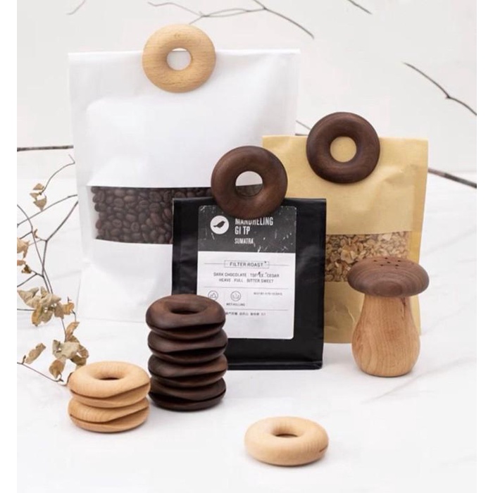 

Klip | Doughnut Wooden Snack Clip