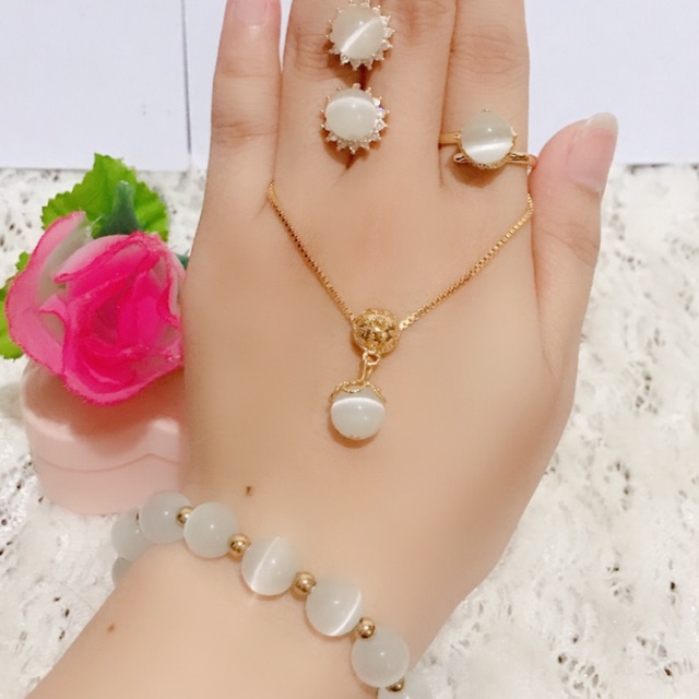 set giok mata kucing putih gelang giok asli 88