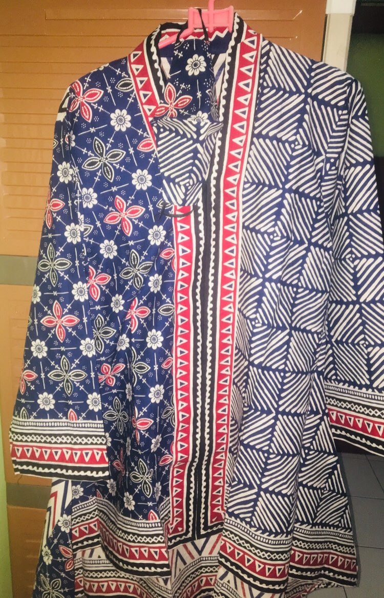 Tunik Batik Iwan Tirta Navy