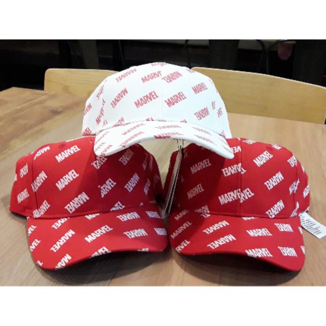 [READY] MINISO MARVEL Topi Cap Hat Baseball Hitam Putih Merah