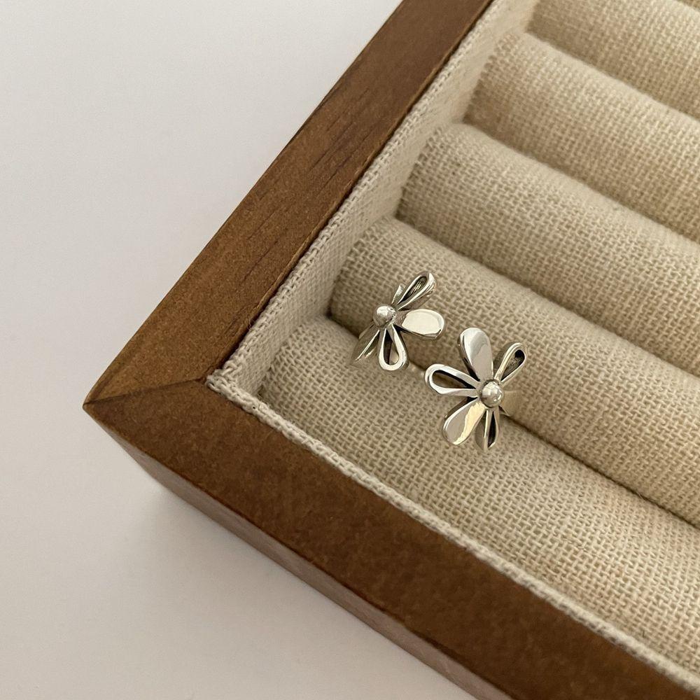 Mxbeauty Opening Adjustable Ring Kepribadian Retro Geometri Hip-hop Daisy Kecil Gaya Punk Logam Cincin Jari Perempuan