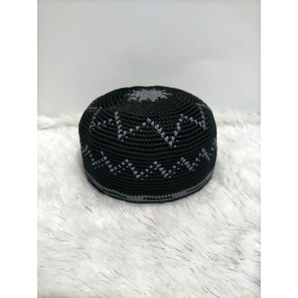 peci/kopyah/songkok/kopyah rajut/peci rajut/songkok rajut/peci keren/peci anak muda/songkok anakmuda