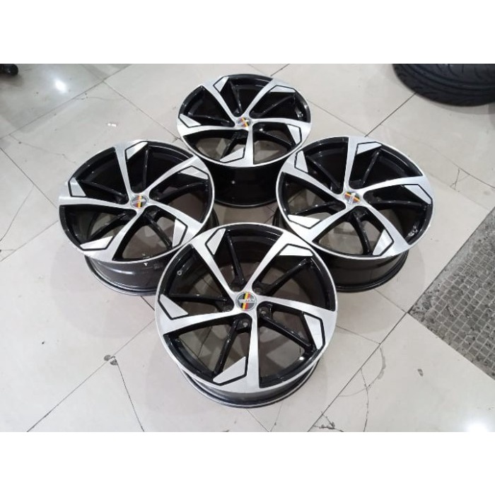Velg Mobil Bekas ARAI HSR Wheel Ring 19X8.5 Lubang 5X112 ET42