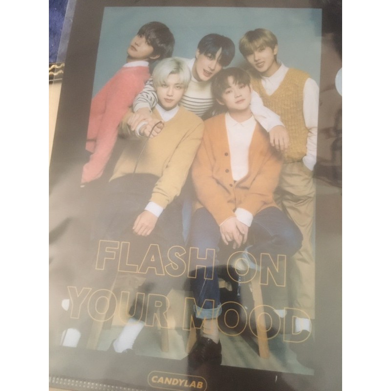 BOOKED READY NCT DREAM L HOLDER X CANDYLAB