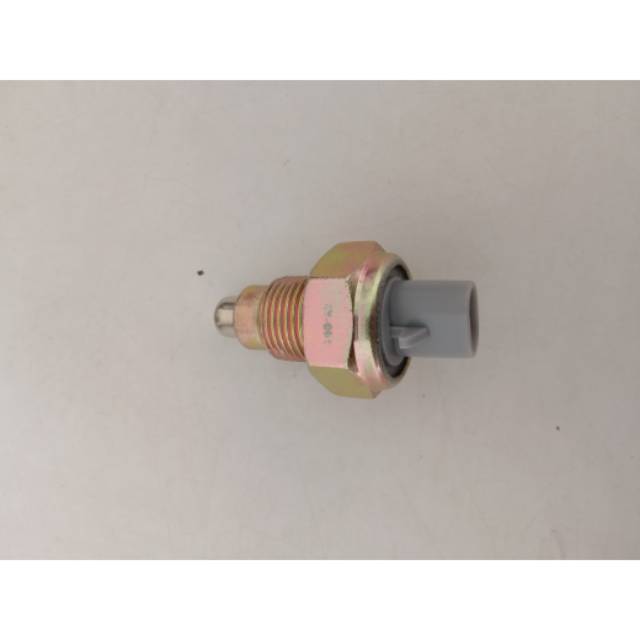 Swit atret lampu mundur lampu parkir vios