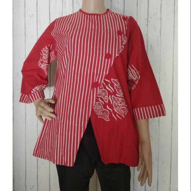 Blus Merah Putih