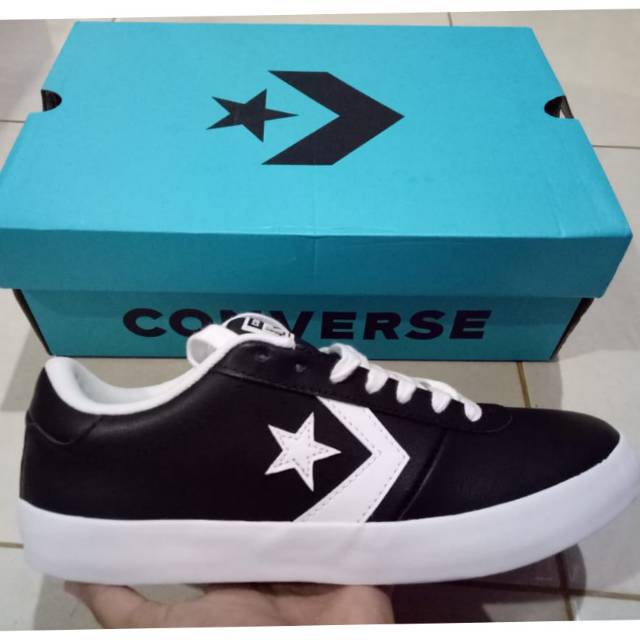 Sepatu Cowok Original Converse Hitam Putih