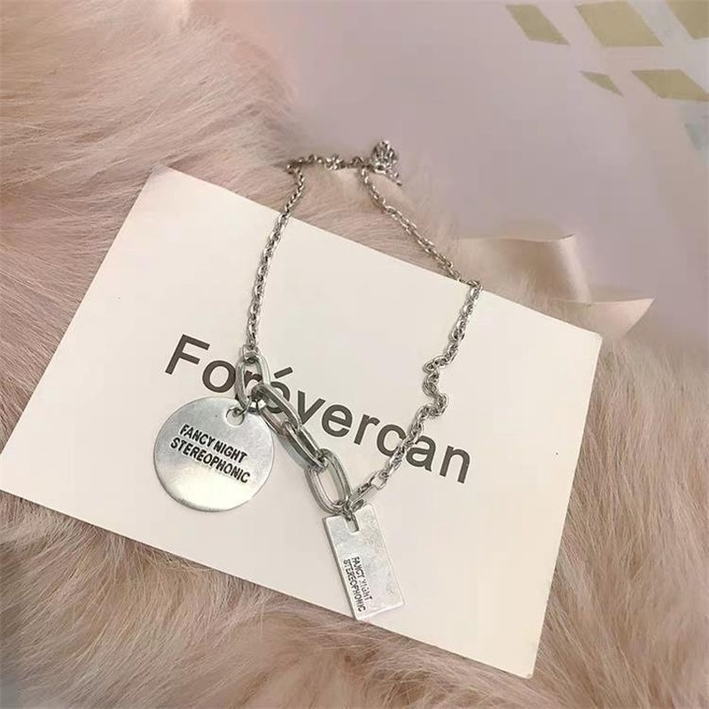 Fashion round brand letter pendant Hong Kong style wild retro old clavicle chain  210818