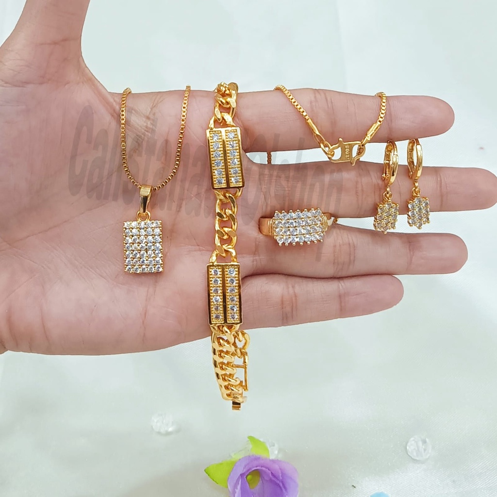 SET DEWASA KOTAK 4 FULL ZIRCON PERHIASAN EMAS  KOREA ANTI KARAT DAN ANTI LUNTUR