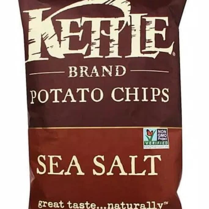 

KETTLE BRAND POTATO CHIPS SEA SALT & VINEGAR CEMILAN SNACK CHIP IMPORT