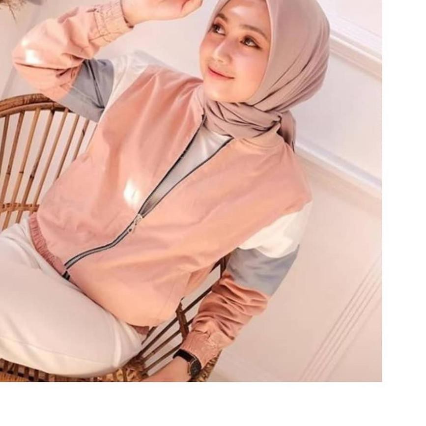 Terbaru  77D CHIKA BOMBER MILLENIAL MILENIAL JAKET WANITA VINTAGE JAKET BERSHKA 