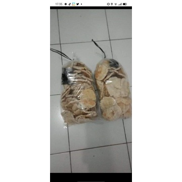 

kemplang panggang khas palembang