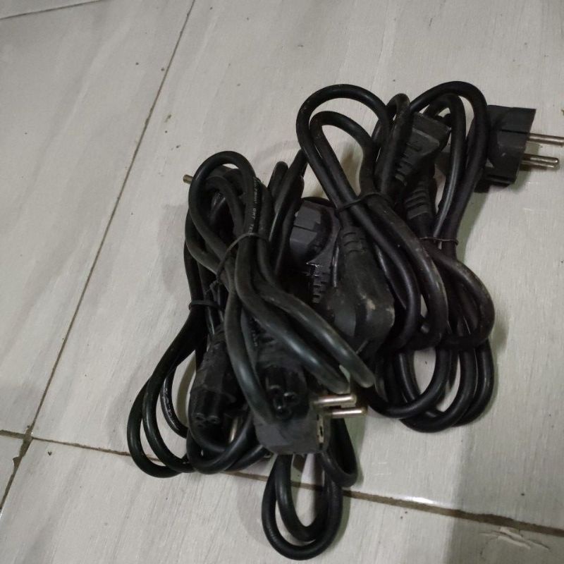 Kabel power laptop tebal panjang 1.2m