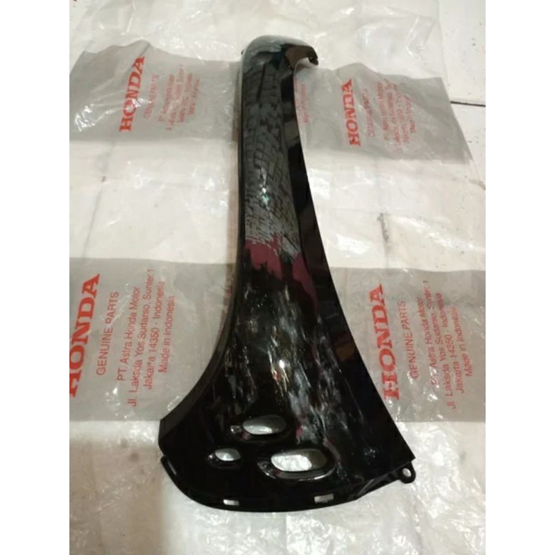 Sayap depan sayap samping legshield luar scoopy new 2021 k2f kanan original