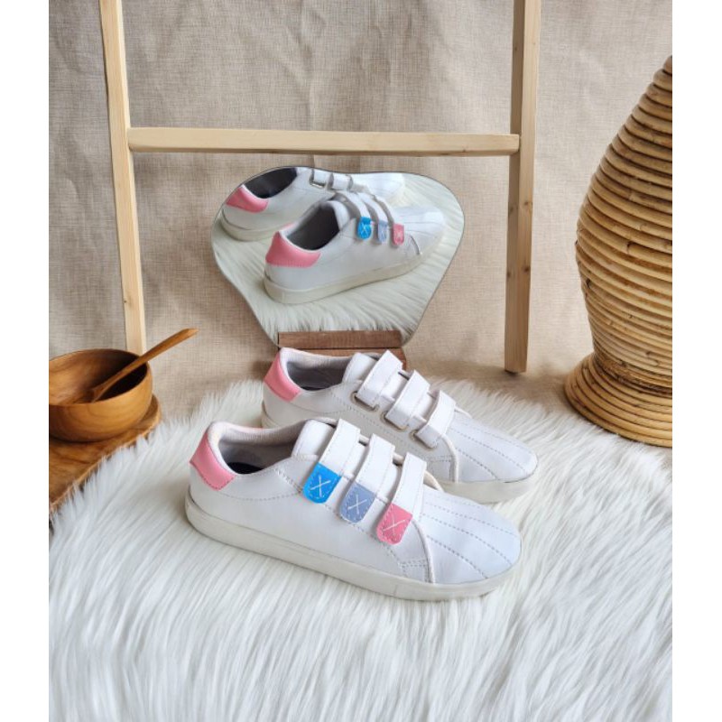 ABBUSHOES Ns 34  Sneakers Wanita Sintetis Nyaman-3