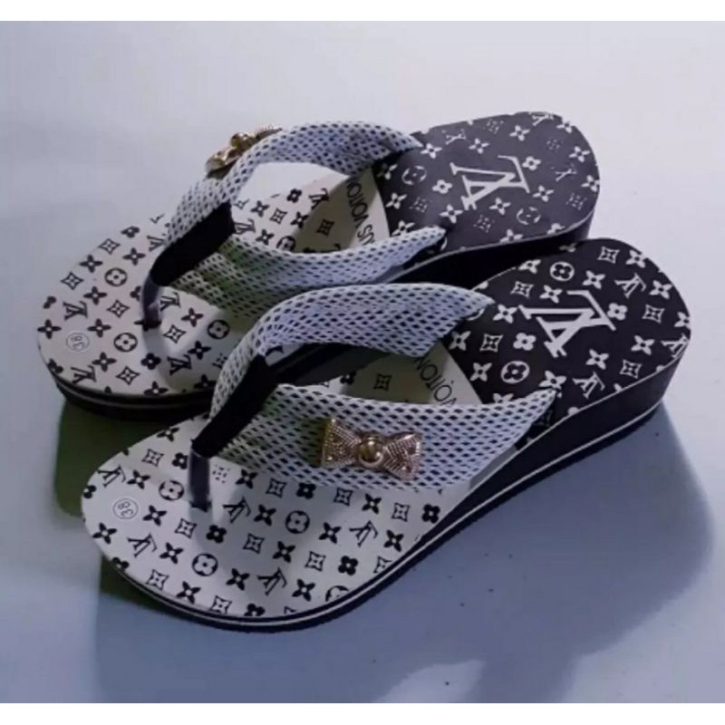 Sandal jepit wanita, wedges lv