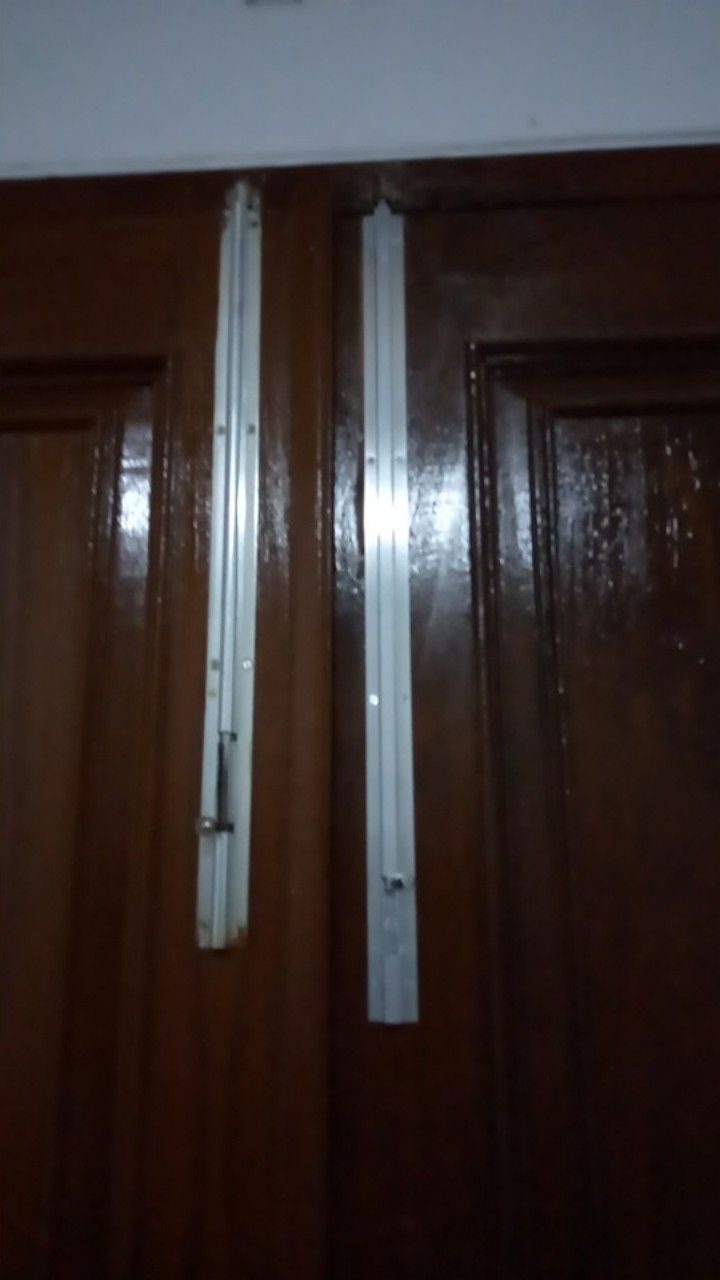 Grendel Pintu Rumah 60 Cm/ Slot Pintu Rumah 60 Cm/ Kunci Pintu Rumah/ Bolt